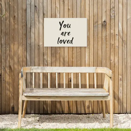 Minimalistisch - Beige - Love Tuinposter op houten frame 2 cm dik klein -sfeer4