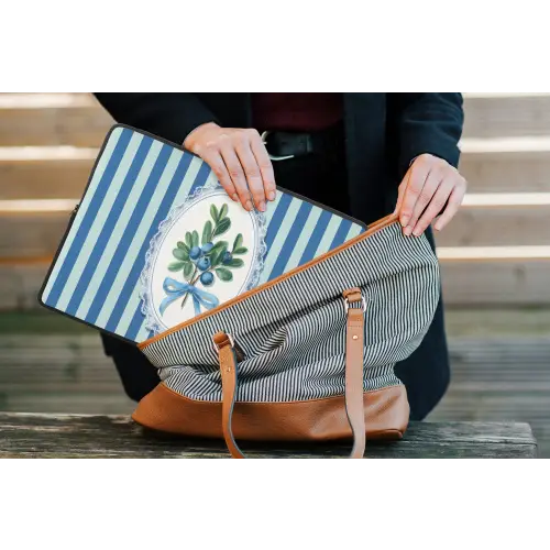 Illustratie - Bessen - Blauw - Strepen laptophoes neopreen klein -tas