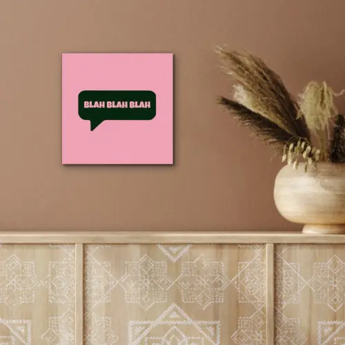 Roze - Tekstwolk - Groen - BLAH BLAH BLAH aluminium wit klein -sfeer4