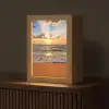 Strand - Zonsondergang - Zee - Wolken - Horizon Light Box met kabel (Tafellamp) klein -z3d_website