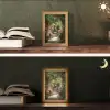 Doorkijk - Tropisch - Bloemen - Natuur Light Box met kabel (Tafellamp) klein -sfeer3