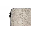YOLO - Groen - Neon - Slangenprnt laptophoes neopreen klein -detail
