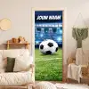 Voetbal op grasveld in een stadion met verlichting en personaliseerbare tekst bovenaan. deurposter klein -sfeer2