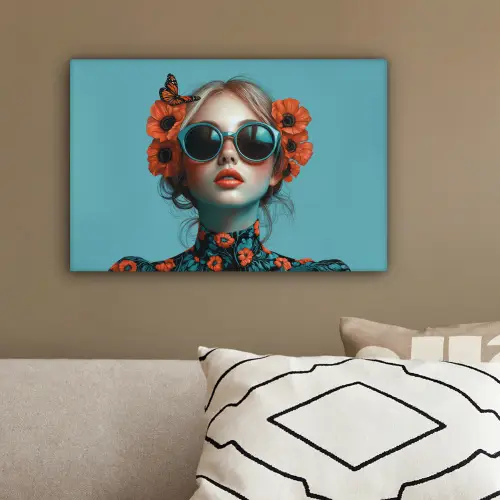 Vrouw - Blauw - Vlinder - Bloemen - Aesthetic canvas 2cm klein -sfeer3