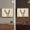 Haas - Oren - Bruin Light Box met batterij (Wandlamp) middel -sfeer3