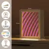 Lijnen - Rood - Beweging Light Box met kabel (Tafellamp) klein -USP_NL