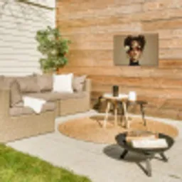 Vrouw - Beige - Bloem - Modern - Portret Tuinposter op houten frame 2 cm dik klein -sfeer2