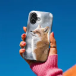 Vos - Sneeuwval - Portret - Winter - Sfeervol Toughcase MagSafe Apple iPhone 17 klein -Sfeer1V
