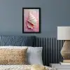 Schelp - Pastel - Pink fotolijst zwart zonder passe partout klein -sfeer3