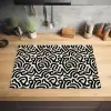 Modern - Abstract - Zwart Inductie beschermer vinyl 3mm klein 276 -sfeer5