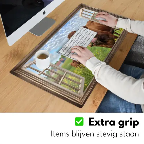 Doorkijk - Koe - Weiland - Landschap - Dieren Muismat XXL klein -sfeer3
