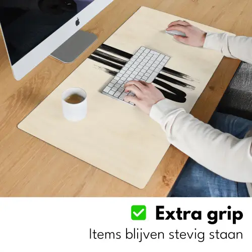 Penseelstreken - Verticaal - Zwart Muismat XXL klein -sfeer3
