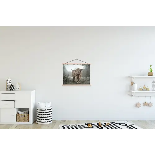 Schotse Hooglander - Bos - Mist - Koe - Dieren - Natuur textielposter latten blank klein -kinderkamer