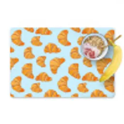 Croissant - Speels - Blauw Placemat vinyl groot 368 -zzzproduct_Kitchenyeah-website