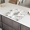 Coniferen - Ernst Haeckel - Kunst - Retro - Illustratie - Natuur Inductie beschermer vinyl 3mm middel -sfeer8