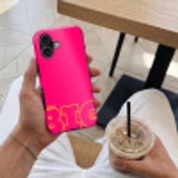 Minimalistisch - Roze - Dream big - Grafisch Toughcase MagSafe Apple iPhone 17 klein -Sfeer1M