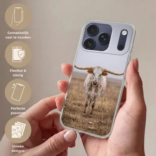 Longhorn - Grasveld - Dier Telefoonhoesje iPhone 17 Pro klein -sfeer3_NL