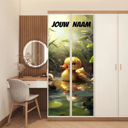 Schattig eendje in water met de tekst “Deze kamer is van: jouw naam”. deurposter klein -sfeer3