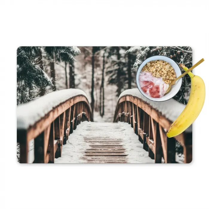 Brug - Winterlandschap - Bos - Natuur - Sneeuw Placemat vinyl groot -zzzproduct_Kitchenyeah-website