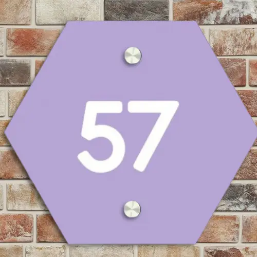 Effen - Lila - Traditioneel Naambord Hexagon klein -sfeer2