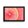 Grapefruit - Roze - Levendig fotolijst zwart zonder passe partout klein -3d