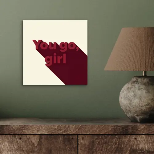 you go girl - 3D - Rood aluminium wit klein -sfeer2