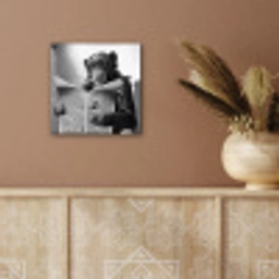 Chimpansee - Aap - Krant - WC - Humor aluminium wit klein -sfeer4