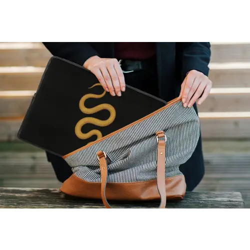 Slang - Minimalistisch - Goud laptophoes neopreen klein -tas