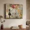Graffiti - Banksy Style - Meisje met ballon Textielframe zwart klein -sfeer3