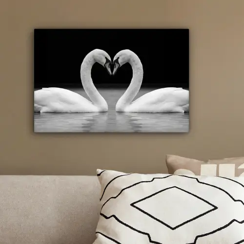 Zwanen - Hart - Zwart - Wit canvas 2cm klein -sfeer3