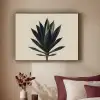 Agaveplant - Symmetrisch - Groen Textielframe zwart klein -sfeer1