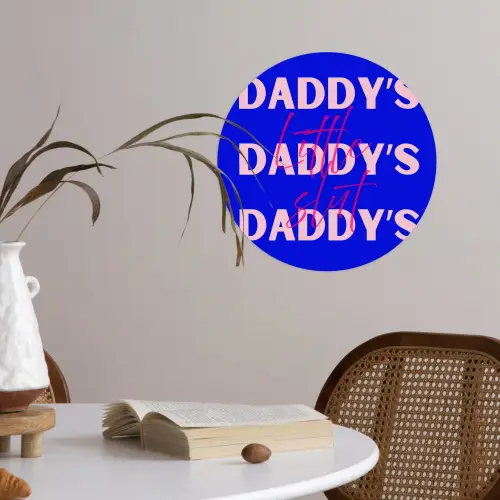 Blauw - Daddy's - Blokletters Wandcirkel behangsticker klein -sfeer3
