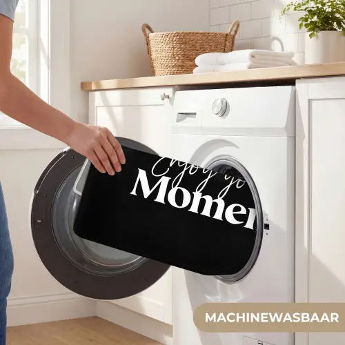 Quotes - Enjoy your moment - Spreuk - Zwart Badmat klein -USP_WasbaarNL