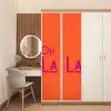 Oh la la - Oranje - Roze - Scheeflettertype deurposter klein -sfeer3