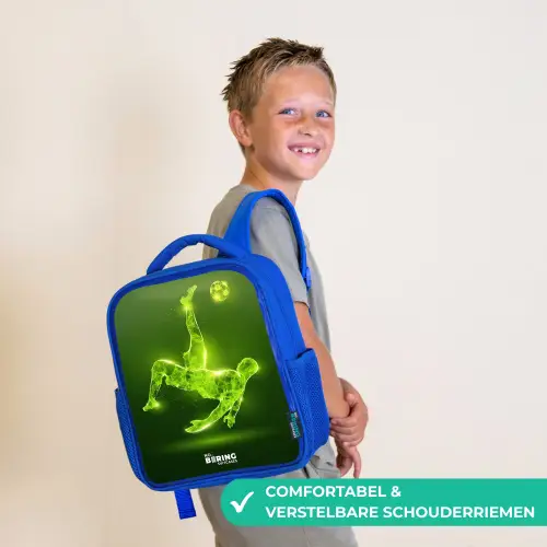 Groene neon omhaal in actie Kinderrugzak - Blauw middel -sfeer3_NL