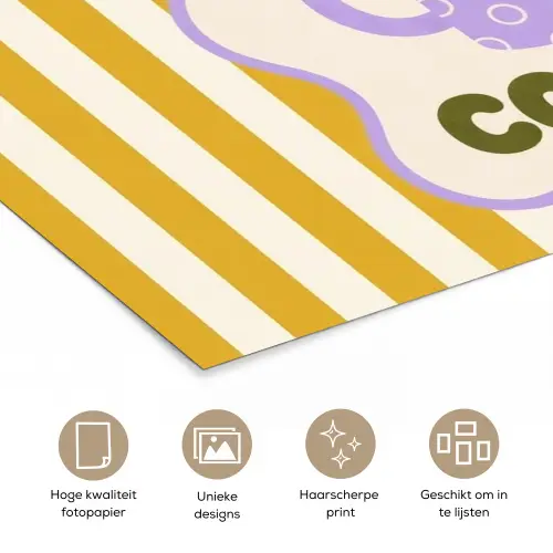 More coffee - Geel - Paars - Strepen - Mok poster papier klein -closeup_NL