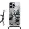 Hut - Grijs - Bergen - Mistig Hoesje iPhone 16 Pro Max met koord klein -3d