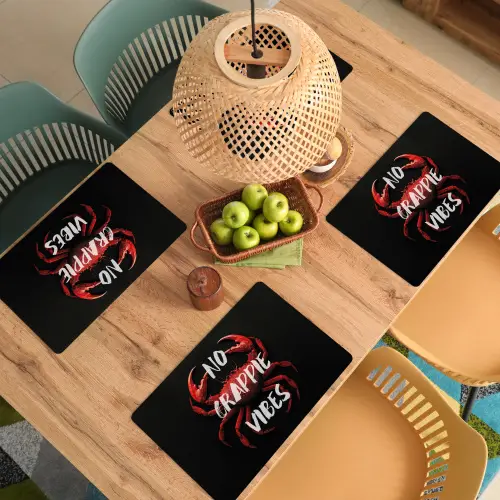 Krab - Rood - Tekst - Zwart Placemat vinyl groot -zzsfeer5_Kitchenyeah-website