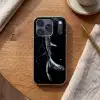 Koi - Vissen - Water - Zwart Telefoonhoesje iPhone 17 Pro klein -sfeer1