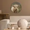 Schotse hooglander - Bergen - Grasveld Akoestische PET Vilt - Rond klein -sfeer1