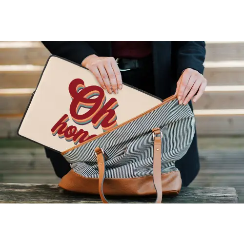 Oh honey - Rood - Schaduw laptophoes neopreen klein -tas