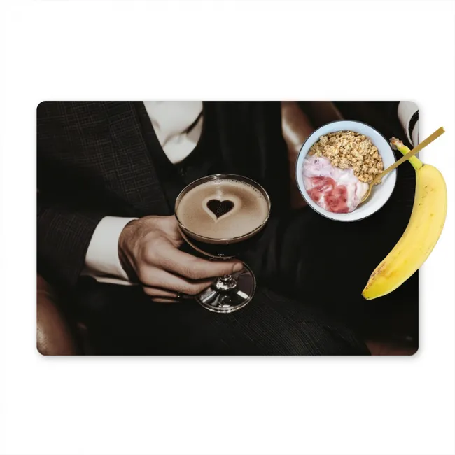 Hartje - Cocktail - Espresso Martini - Hand Placemat vinyl groot -zzzproduct_Kitchenyeah-website