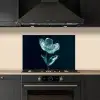 Bladeren - Bloem - Glazen - Donkerblauw keuken achterwand spatscherm klein -sfeer1