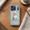 Kerstgnome - Cadeau - Groen Telefoonhoesje iPhone 17 Pro klein -sfeer1