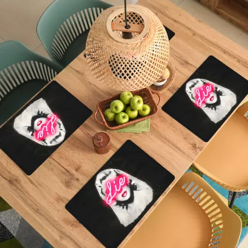 Neon - Letters - Vintage - Vrouw Placemat vinyl groot -zzsfeer5_Kitchenyeah-website