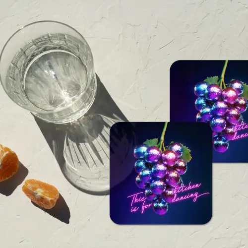 Quote - Neon - Disco - Druiven onderzetter kurk middel -sfeer4