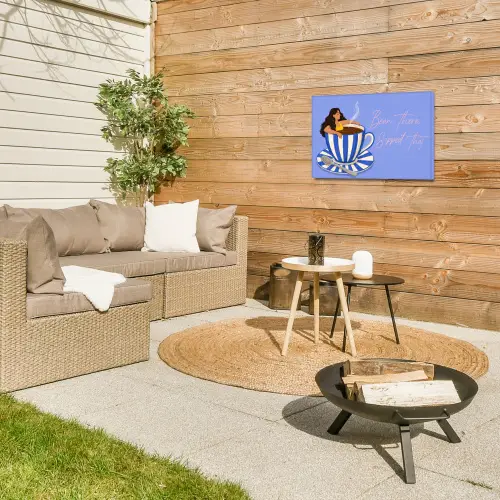 Mok - Koffie - Vrouw - Paars Tuinposter op houten frame 2 cm dik klein -sfeer2