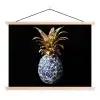 Ananas - Bloemen patroon - Goud - Delftsblauw textielposter latten blank klein -3d