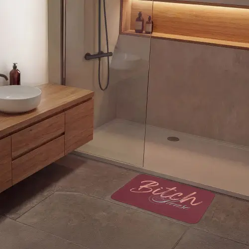 Bitch please - Rood - Blauw Badmat klein -sfeer2