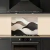 Golven - Abstract - Beige keuken achterwand spatscherm klein -sfeer1